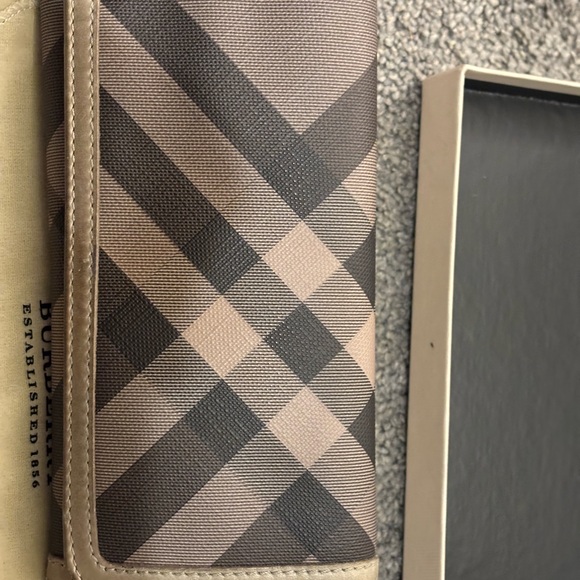 Burberry Handbags - Burberry Checkered Wallet in Brown and Tan